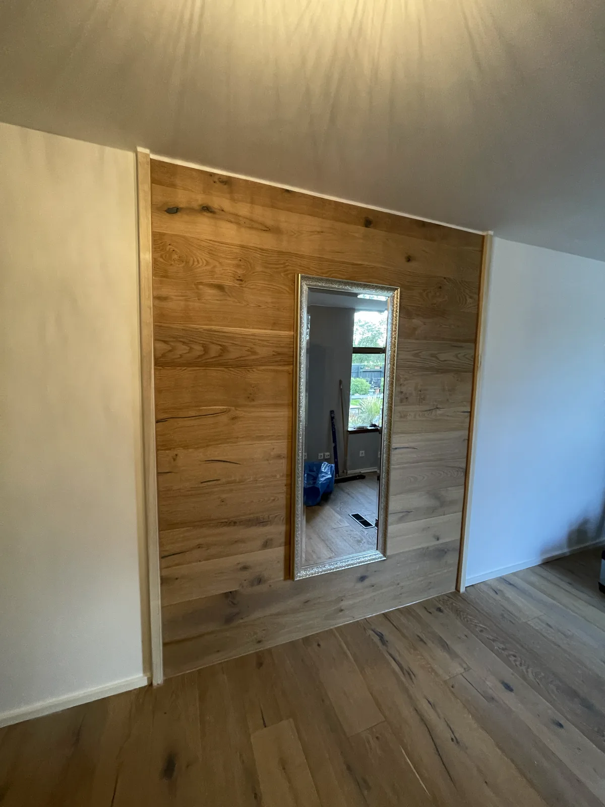 Holzwand-Gestaltung
